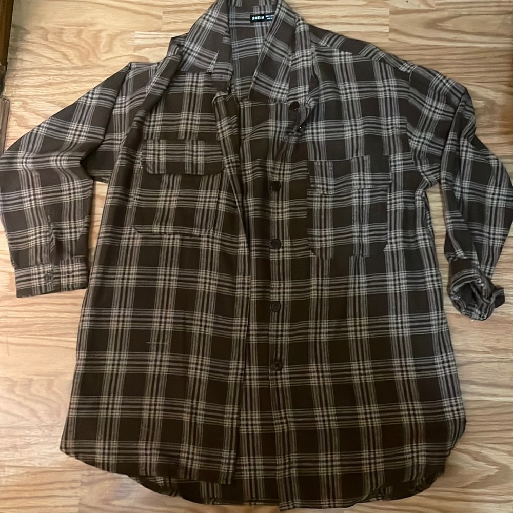 SHEIN Drop Shoulder Buttoned Plaid Longline Blouse